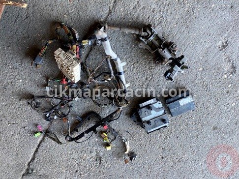 Ford Focus Göğüs çıkma parça
