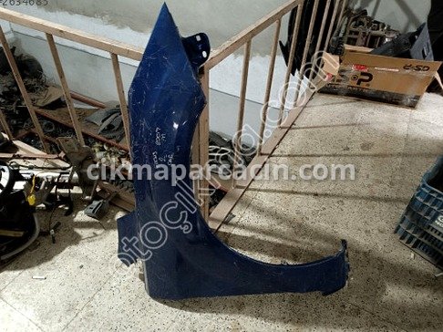 Ford Focus Sağ Ön Çamurluk çıkma parça