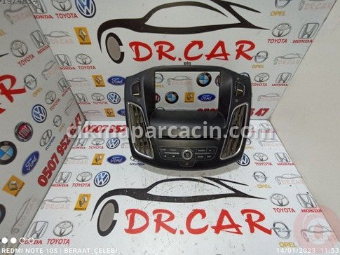Ford Focus Teyp Çerçevesi çıkma parça