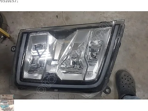 Ford Ranger Sol Ön Far çıkma parça - Bulut Otomotiv Orjinal Çıkma ve Yedek Parça İzmir
