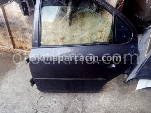 Ford Mondeo Sol Arka Kapı çıkma parça