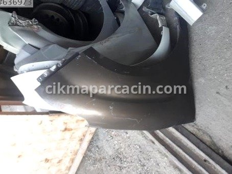 Mazda 2 Sağ Ön Çamurluk çıkma parça
