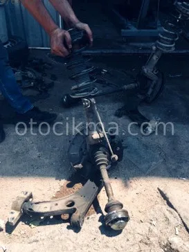 Volkswagen Golf Amortisör çıkma parça - Bulut Otomotiv Orjinal Çıkma ve Yedek Parça İzmir