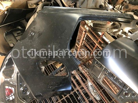 Volkswagen Golf Arka Çamurluk çıkma parça