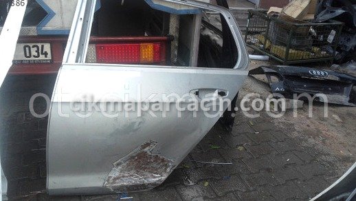 Volkswagen Golf Sol Arka Kapı çıkma parça