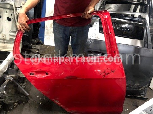 Volkswagen Golf Sağ Arka Kapı çıkma parça