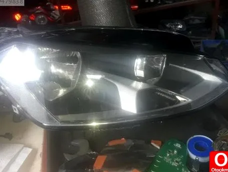Volkswagen Golf Sol Ön Far çıkma parça - Bulut Otomotiv Orjinal Çıkma ve Yedek Parça İzmir