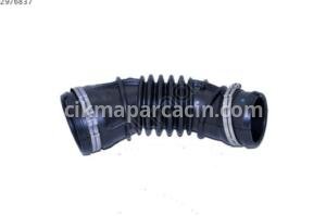 Hava Filitre Hortumu 1.2 16 Valf Albea-Palio (Üstten Çıkan) OEM 46789767