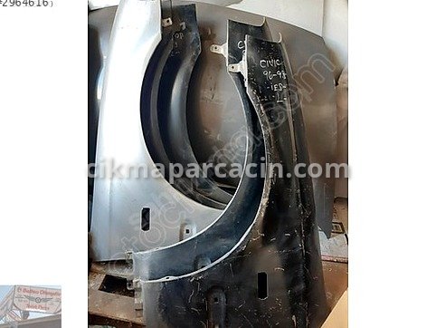 Honda Civic Sağ Ön Çamurluk çıkma parça