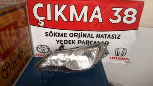 Honda Civic Sol Ön Far çıkma parça - Baltacı Otomotiv Çıkma38 Kayseri