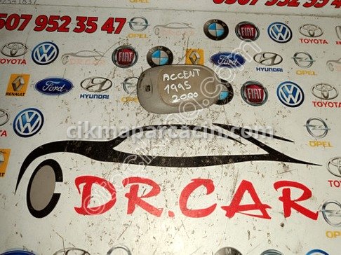 Hyundai Accent Tavan Lambası çıkma parça