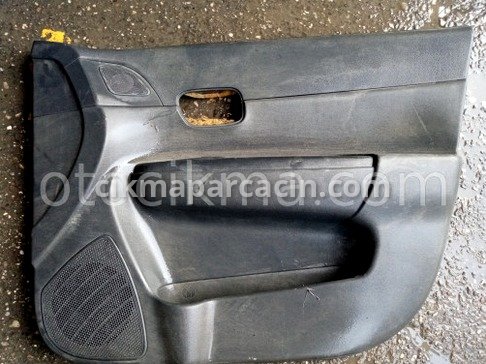 Hyundai Accent Sağ Ön Kapı çıkma parça