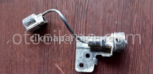 Hyundai Accent Kaput çıkma parça