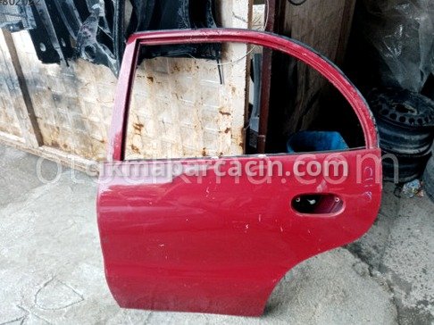 Hyundai Accent Sol Arka Kapı çıkma parça