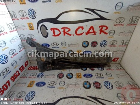Hyundai Accent Ön Cam Izgarası çıkma parça