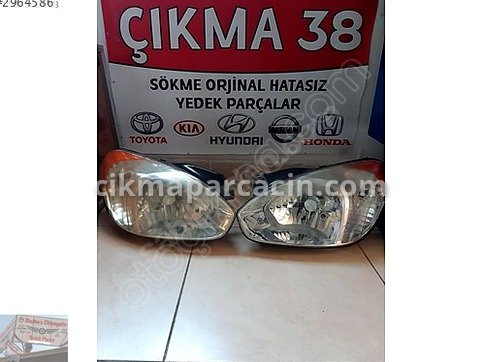 Hyundai Accent Sağ Ön Far çıkma parça