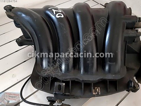 Mercedes-Benz A Serisi Emme Manifoldu çıkma parça