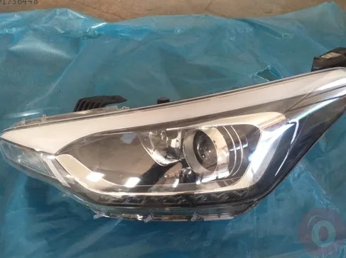 Hyundai i20 Sol Ön Far çıkma parça - KOÇAL OTOMOTİV Trabzon