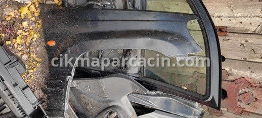 Jeep Cherokee Sağ Ön Çamurluk çıkma parça