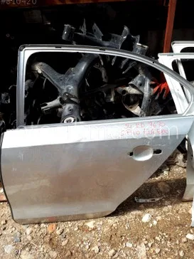 Volkswagen Jetta Sol Arka Kapı çıkma parça - Bulut Otomotiv Orjinal Çıkma ve Yedek Parça İzmir