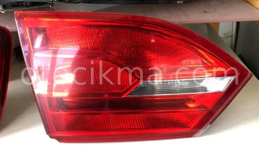 Volkswagen Jetta Sol Arka Stop çıkma parça - Bulut Otomotiv Orjinal Çıkma ve Yedek Parça İzmir