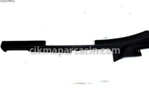 Kapı Eşik Bakaliti Sağ Linea OEM 735442168