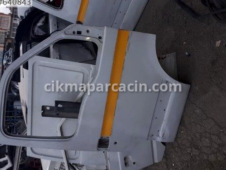 Renault Master Sağ Ön Kapı çıkma parça