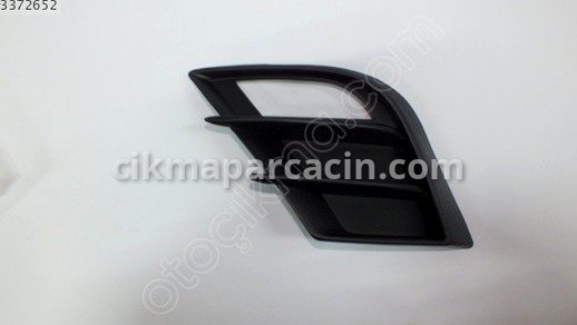 Mazda 3 Sağ Sis Farı çıkma parça