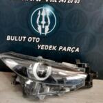 Mazda 3 Sağ Ön Far çıkma parça - Bulut Otomotiv Orjinal Çıkma ve Yedek Parça İzmir