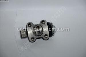 MB060570,MC869358 CANTER 444635639 ÖN FREN MERKEZİ SAĞ OEM 444635639