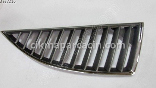 Mitsubishi Lancer Ön Panjur çıkma parça