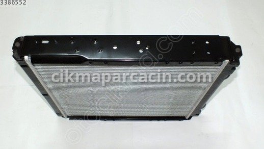 Mitsubishi Canter Turbo Radyatörü çıkma parça