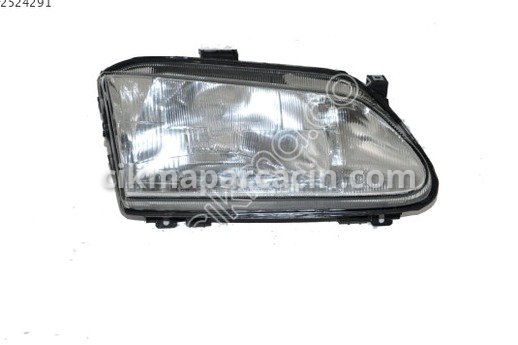 Renault Megane Sağ Ön Far çıkma parça
