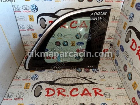 Mercedes-Benz 2 Kelebek Camı çıkma parça