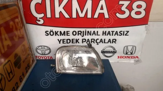Mitsubishi L200 Sağ Ön Far çıkma parça - Baltacı Otomotiv Çıkma38 Kayseri