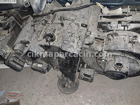 Nissan Navara Kalorifer Kutusu çıkma parça