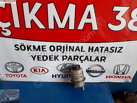 Nissan Navara Debriyaj Hidrolik Deposu çıkma parça