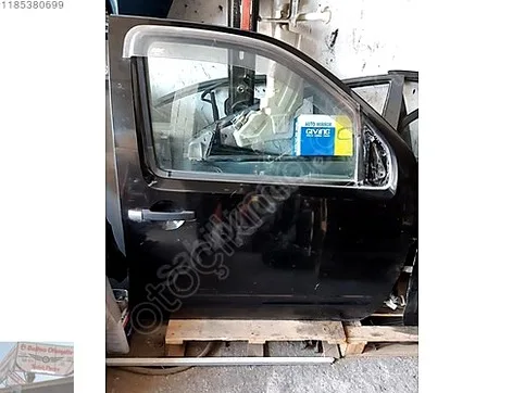 Peugeot 208 Sağ Ön Kapı çıkma parça - Baltacı Otomotiv Çıkma38 Kayseri