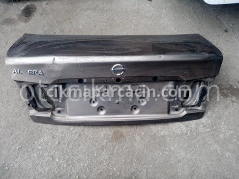 Nissan Almera Bagaj çıkma parça