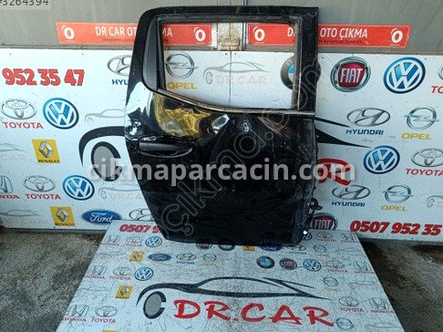 Nissan Navara Sağ Arka Kapı çıkma parça
