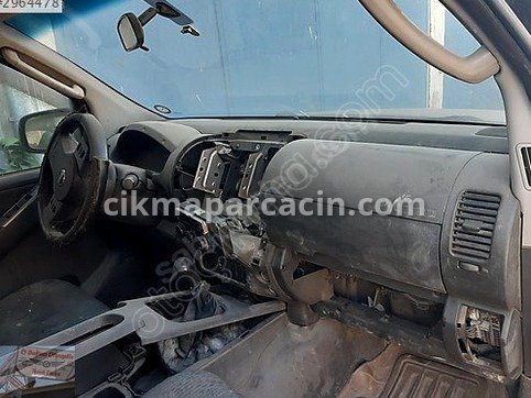 Nissan Navara Torpido Gözü çıkma parça