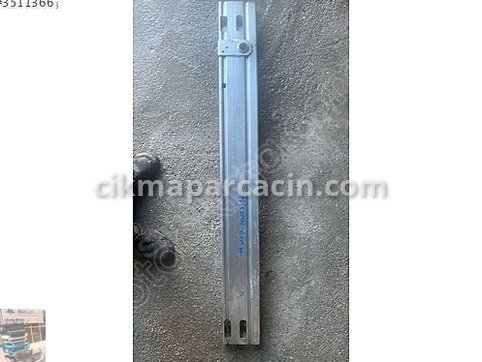 Nissan Qashqai Tampon Demiri çıkma parça