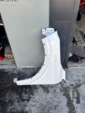 Nissan Sol Ön Çamurluk çıkma parça - DR CAR OTO ÇIKMA PARÇA Adana