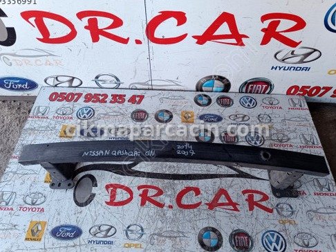 Nissan Qashqai Ön Tampon Demiri çıkma parça