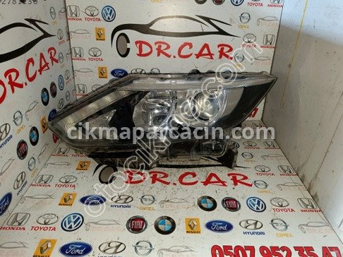 Nissan 2 Sol Ön Far çıkma parça