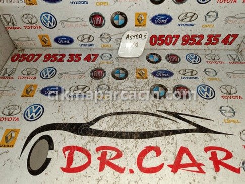Opel Astra Çeki Demiri çıkma parça