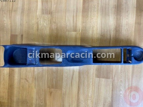 Opel Corsa Orta Konsol çıkma parça