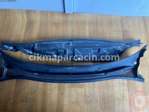 Opel Corsa Ön Cam çıkma parça
