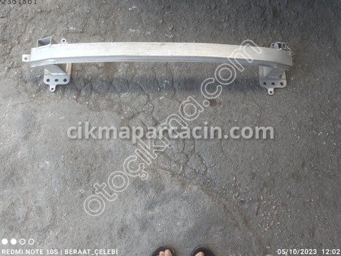 Opel Corsa Ön Tampon Demiri çıkma parça