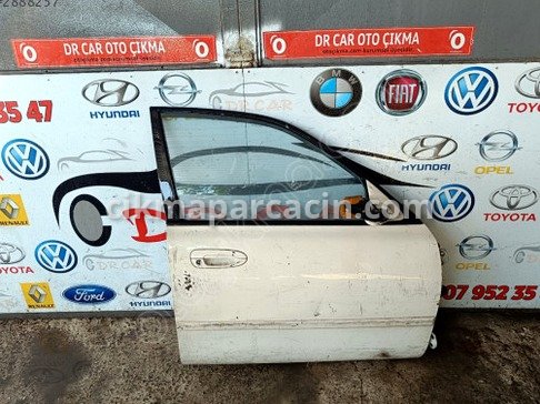 Mazda 626 Sağ Ön Kapı çıkma parça